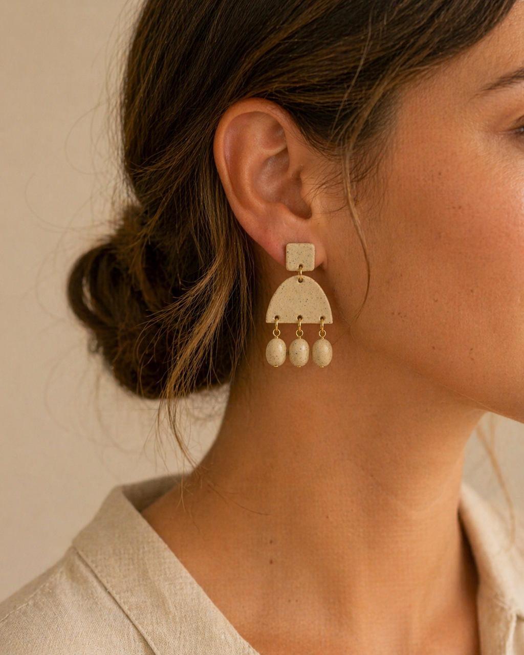 Beige Speckled Arch Drop Earrings